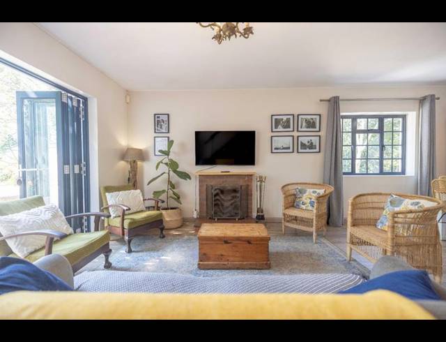2 BEDROOM HOUSE FOR SALE IN SUNNYSIDE